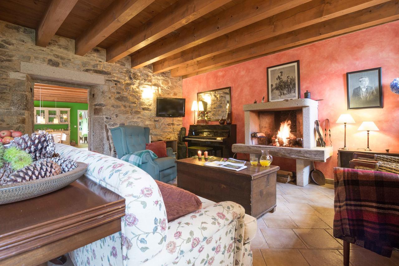 Casa Rural Grana Da Acea Monfero Eksteriør bilde